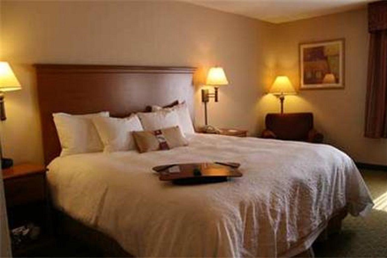 Hampton 3*
